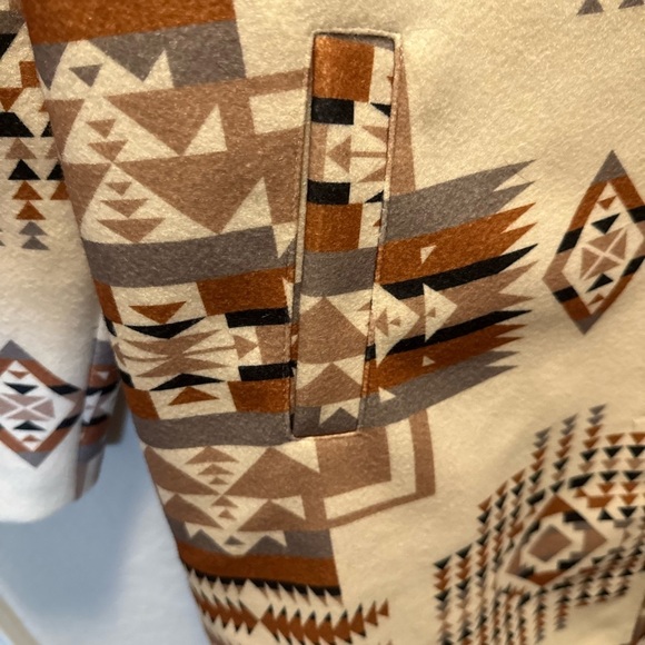 South West Aztec  Faux Wool  Pea Coat Size XL - Picture 4 of 9